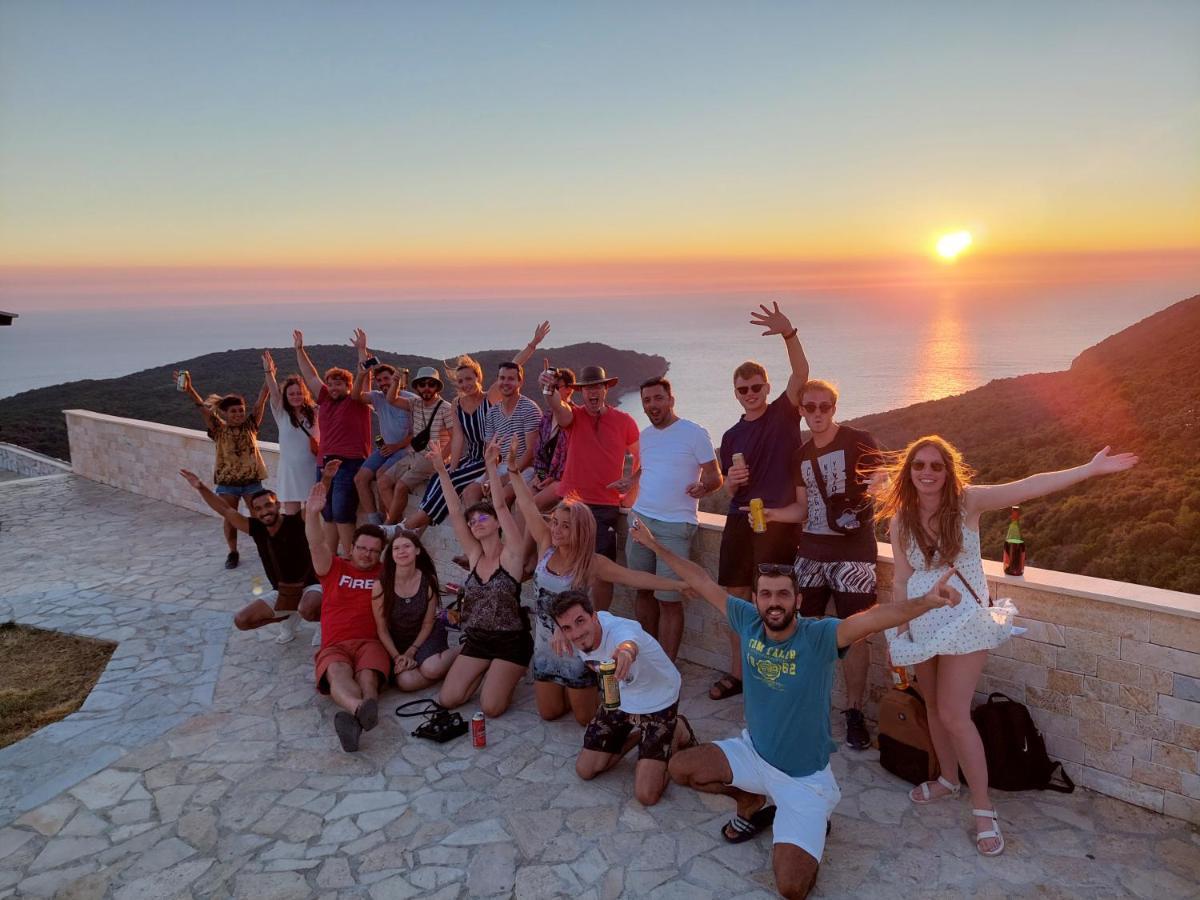 Pirate Backpackers Ulcinj Exterior photo