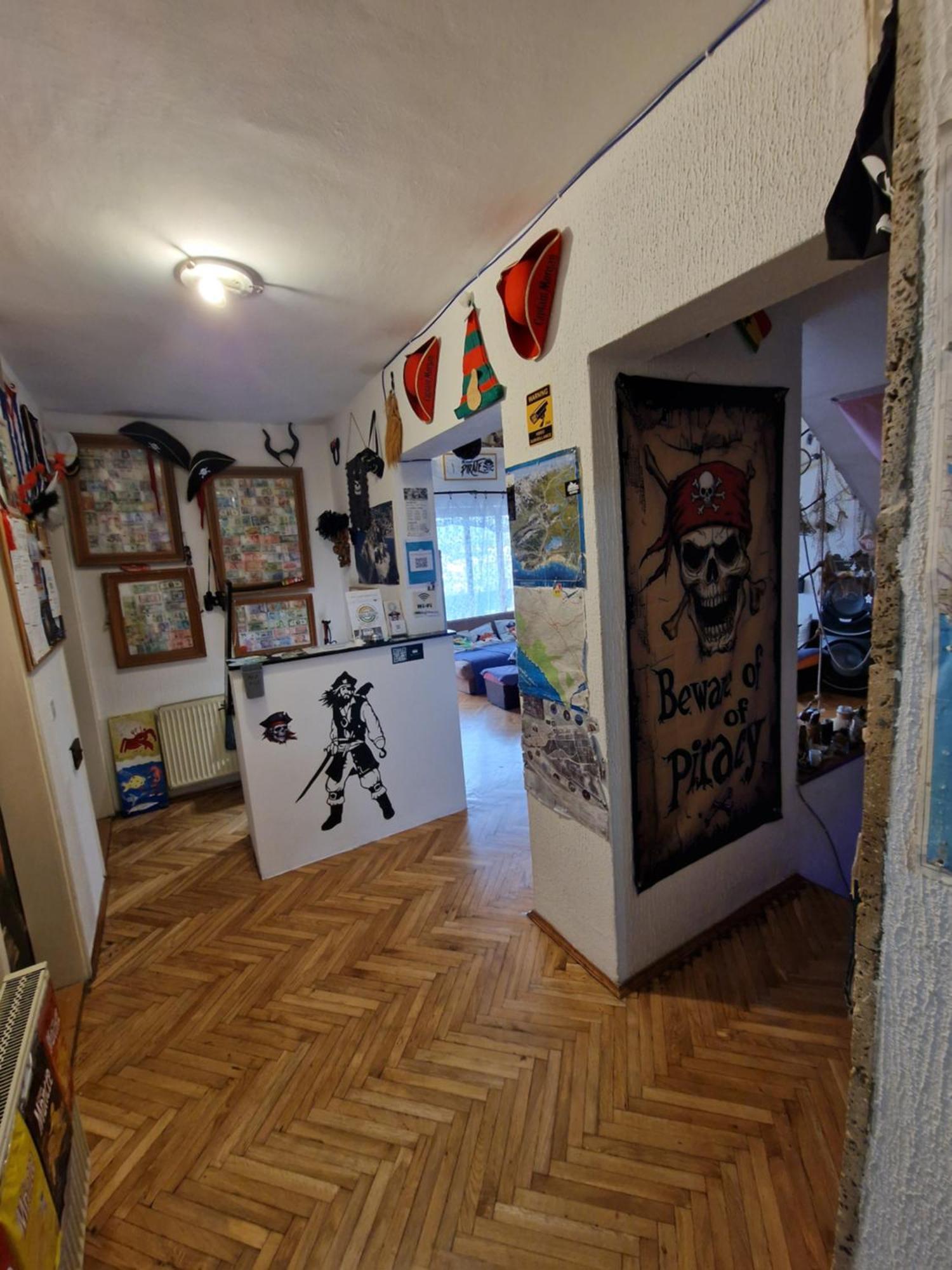 Pirate Backpackers Hostel Ulcinj Exterior photo